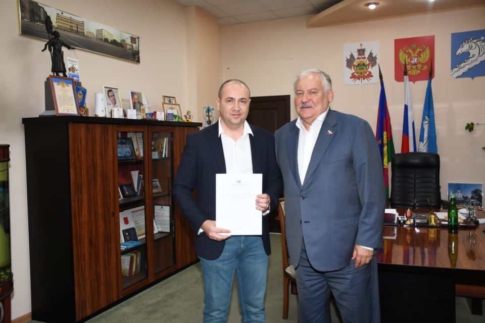 Константин Затулин: После Апшеронска вчера, 10 сентября, провёл свой депутатский приём населения в Белореченском районе Константин Затулин: После Апшеронска вчера, 10 сентября, провёл свой депутатский приём населения в Белореченском районе