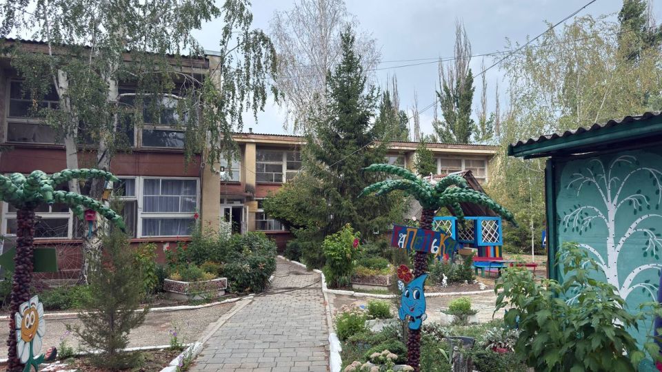 Антон Кравец: Посетил детский садик в с.Лиственное, где в настоящее время выполняются строительные работы Антон Кравец: Посетил детский садик в с.Лиственное, где в настоящее время выполняются строительные работы