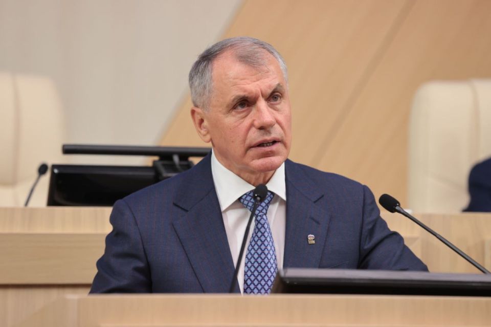 Владимир Константинов: С открытием третьей сессии Государственного Совета Крым вступает в новый политический цикл Владимир Константинов: С открытием третьей сессии Государственного Совета Крым вступает в новый политический цикл