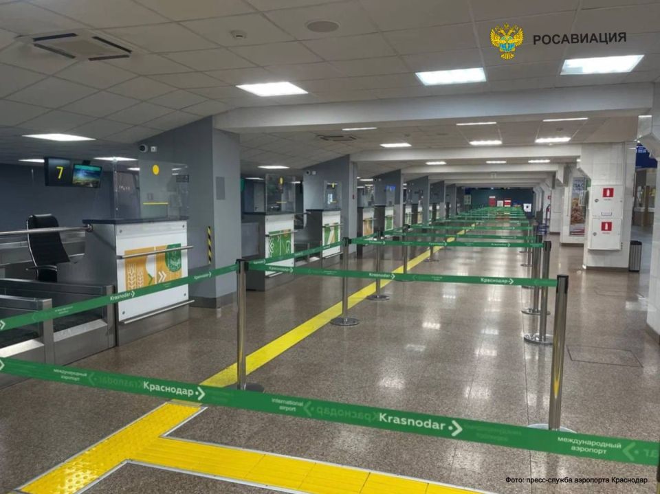 Аэропорт Краснодара возобновляет работу Аэропорт Краснодара возобновляет работу