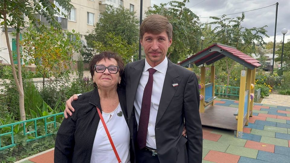 Иван Манучаров: Дорогие мои нижнегорцы! От всего сердца поздравляю вас с 227-летием посёлка и 95-летием Нижнегорского района! Иван Манучаров: Дорогие мои нижнегорцы! От всего сердца поздравляю вас с 227-летием посёлка и 95-летием Нижнегорского района!