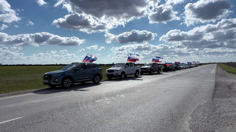 Антон Кравец: С радостью подводим итоги нашего праздничного автопробега по маршруту Нижнегорский — Садовое! Антон Кравец: С радостью подводим итоги нашего праздничного автопробега по маршруту Нижнегорский — Садовое!