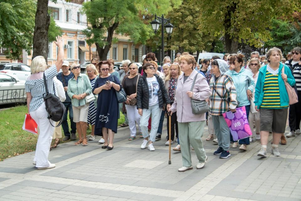 Отдел по туризму МКУ Управление молодежи, спорта и туризма Администрации города Симферополя возобновил экскурсии по нашему любимому городу в рамках проекта «Бесплатные экскурсии и инфотуры 2025» после летнего перерыва! Отдел по туризму МКУ Управление молодежи, спорта и туризма Администрации города Симферополя возобновил экскурсии по нашему любимому городу в рамках проекта «Бесплатные экскурсии и инфотуры 2025» после летнего перерыва!