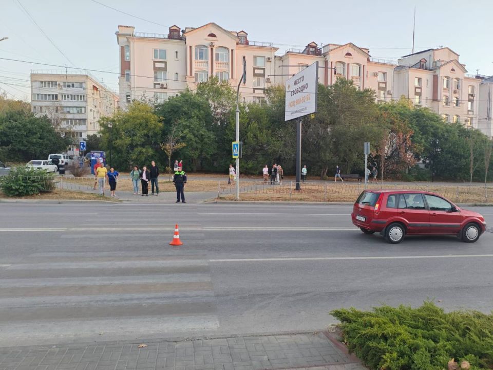 ДТП с тремя пострадавшими пешеходами возле парка Победы ДТП с тремя пострадавшими пешеходами возле парка Победы
