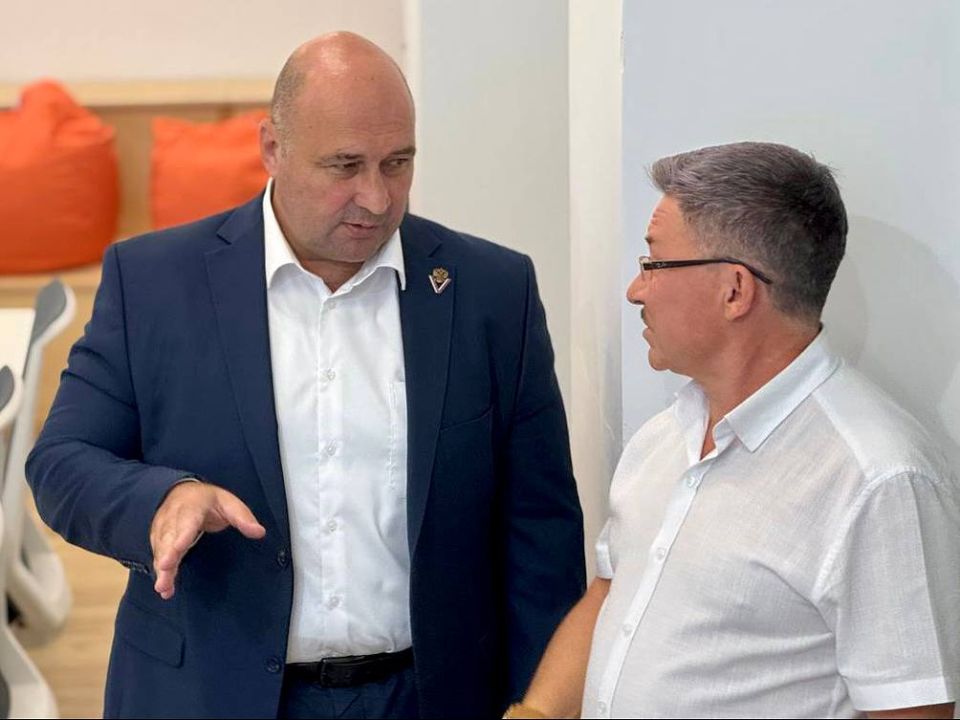 Владимир Немцев: Посетил Штаб общественного наблюдения, чтобы лично оценить, как проходит избирательный процесс в Севастополе Владимир Немцев: Посетил Штаб общественного наблюдения, чтобы лично оценить, как проходит избирательный процесс в Севастополе