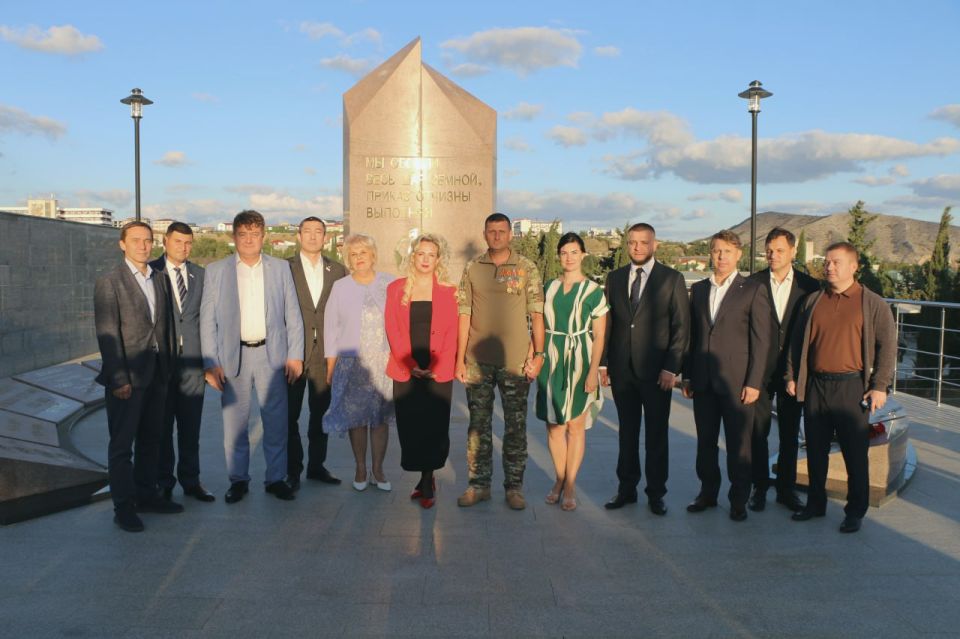 Начало вечерней программы, посвященной Дню города Судака Начало вечерней программы, посвященной Дню города Судака