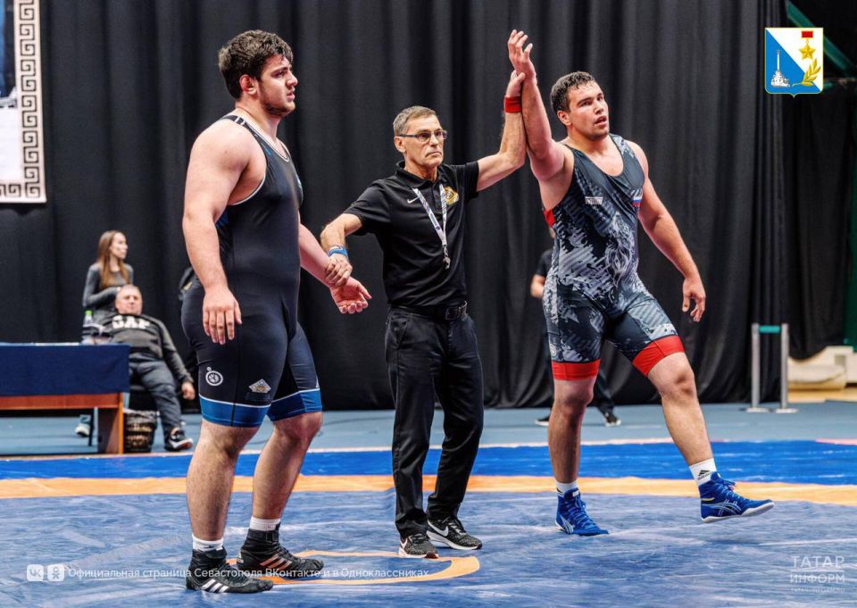 Гордимся чемпионом. Севастопольский борец Эльдар Эмиров стал победителем Всероссийского турнира по греко-римской борьбе в Казани