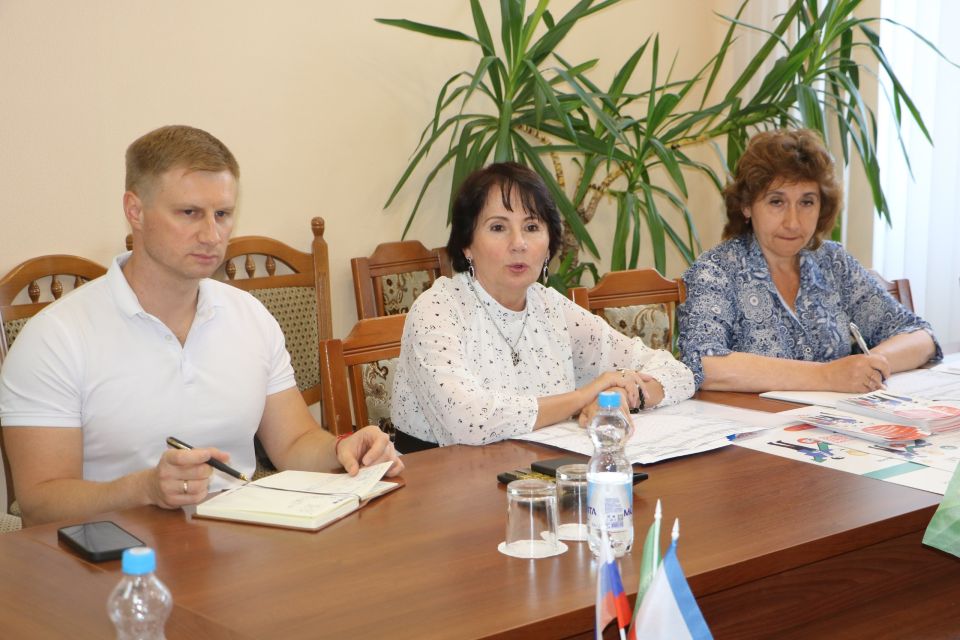 Минфин Крыма провел серию заслушиваний муниципалитетов по формированию прогнозных показателей по доходам на 2026-2028 годы Минфин Крыма провел серию заслушиваний муниципалитетов по формированию прогнозных показателей по доходам на 2026-2028 годы
