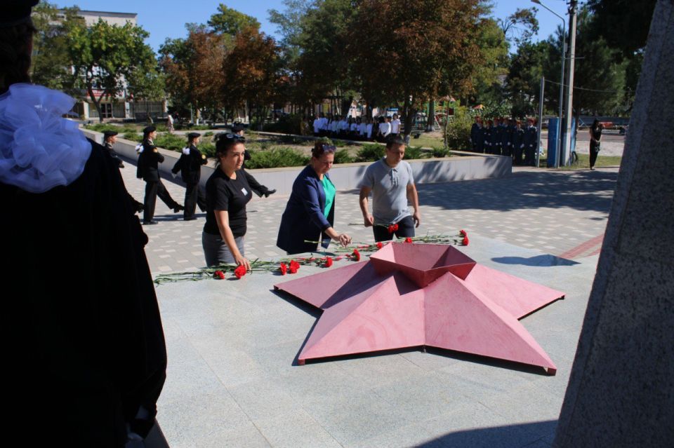 �������, 15 ��������, � ������� ������ � �������� ����� ������ ������������� ������, ����������� �������� ������� ����� ������ � ����� �1�