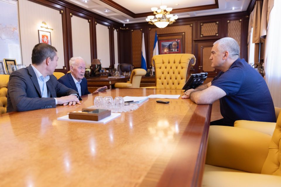  :    -               ,  ...