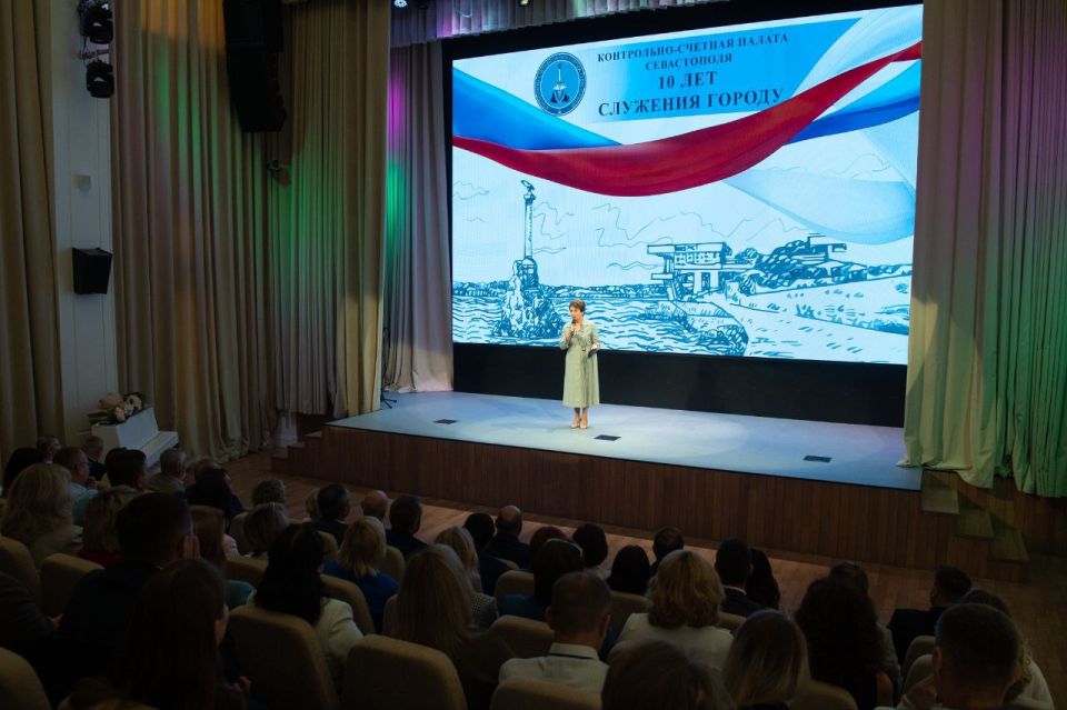 Екатерина Алтабаева: Сегодня приняла участие в торжественном мероприятии, приуроченном к 10-летию со дня образования Контрольно-счетной палаты города Севастополя Екатерина Алтабаева: Сегодня приняла участие в торжественном мероприятии, приуроченном к 10-летию со дня образования Контрольно-счетной палаты города Севастополя