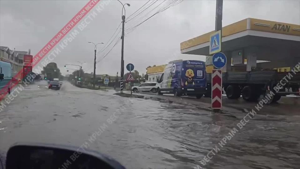 Обстановка на улице Генерала Васильева в Симферополе
