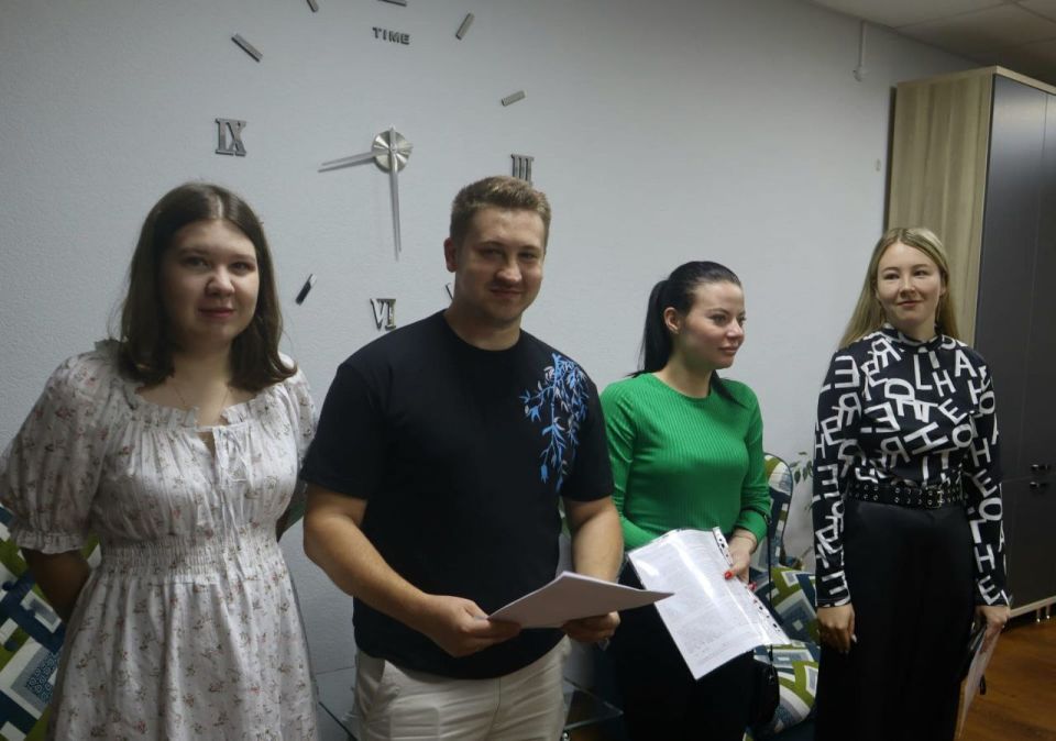 Инна Федоренко: Сегодня вручила заветные ключи от квартир нашим жителям района из числа детей-сирот Инна Федоренко: Сегодня вручила заветные ключи от квартир нашим жителям района из числа детей-сирот