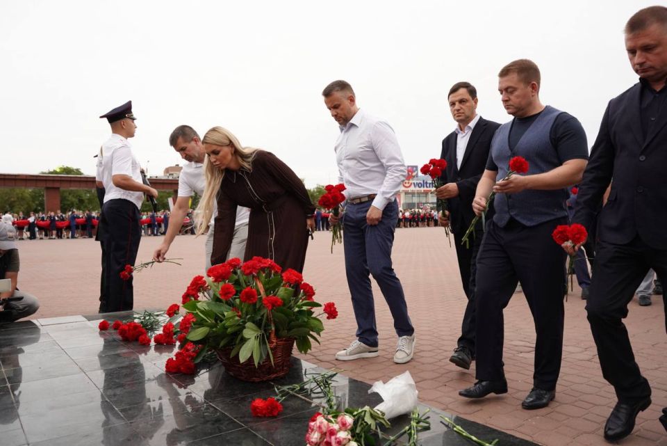 Анастасия Гридчина: В Евпатории, на священной земле мемориального комплекса «Красная горка», где каждый камень дышит историей, развернулась патриотическая акция «Единство нации», ставшая частью международного проекта... Анастасия Гридчина: В Евпатории, на священной земле мемориального комплекса «Красная горка», где каждый камень дышит историей, развернулась патриотическая акция «Единство нации», ставшая частью международного проекта...