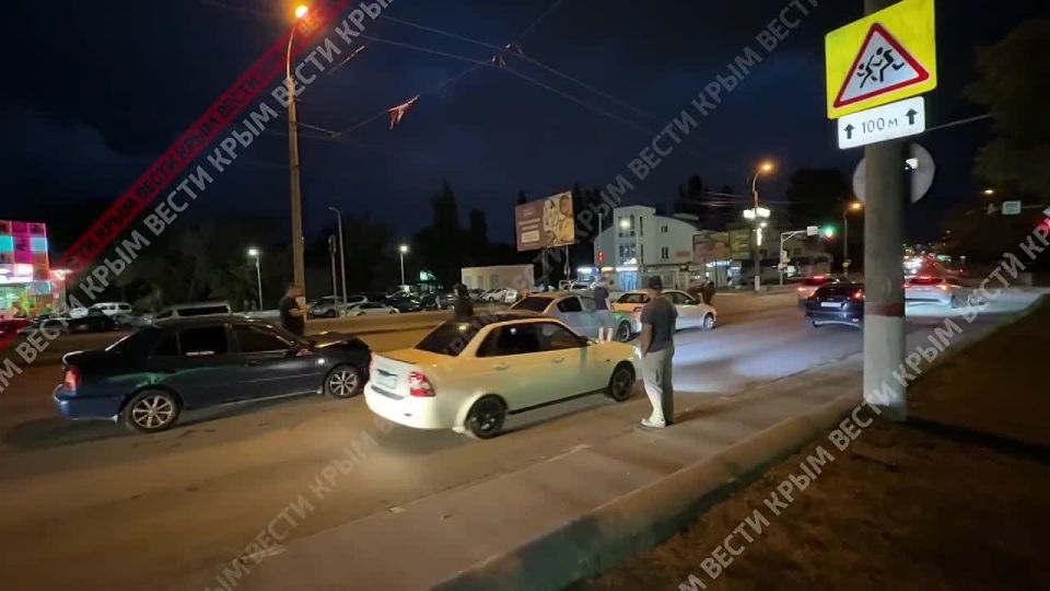 В Керчи произошло тройное ДТП в районе Горьковского моста