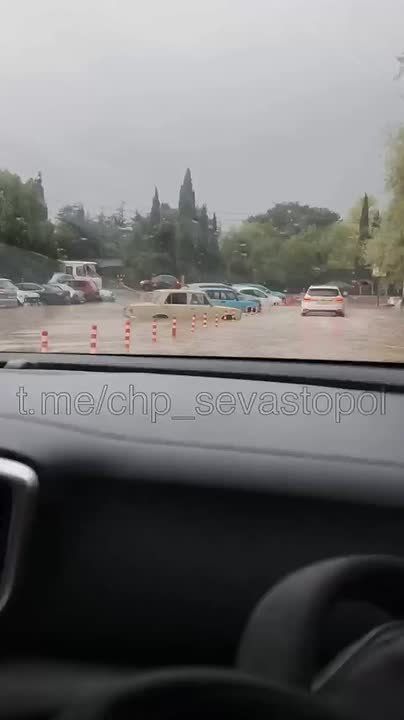 Прогнозируемый сложный четверг из-за плохой погоды уже в действии