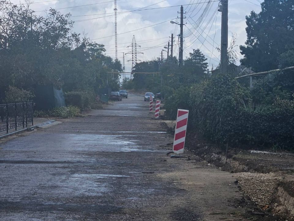 В разных районах Керчи ведутся работы по ремонту дорог В разных районах Керчи ведутся работы по ремонту дорог