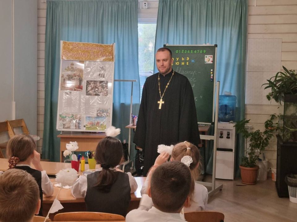 Белый цветок: Делаем мир добрее вместе! Белый цветок: Делаем мир добрее вместе!