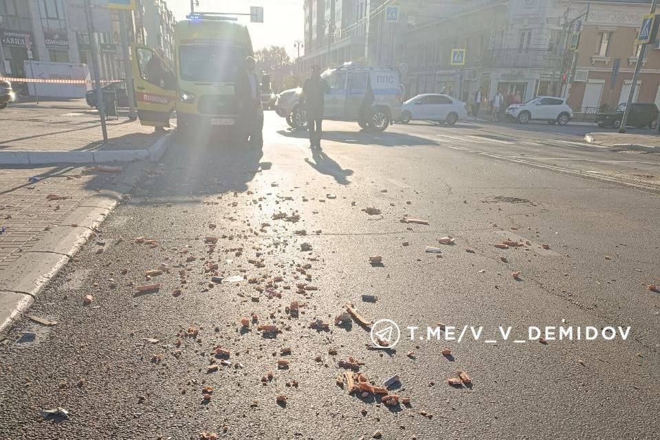 В результате украинских атак за прошедшие вечер и ночь есть погибшие и раненые В результате украинских атак за прошедшие вечер и ночь есть погибшие и раненые