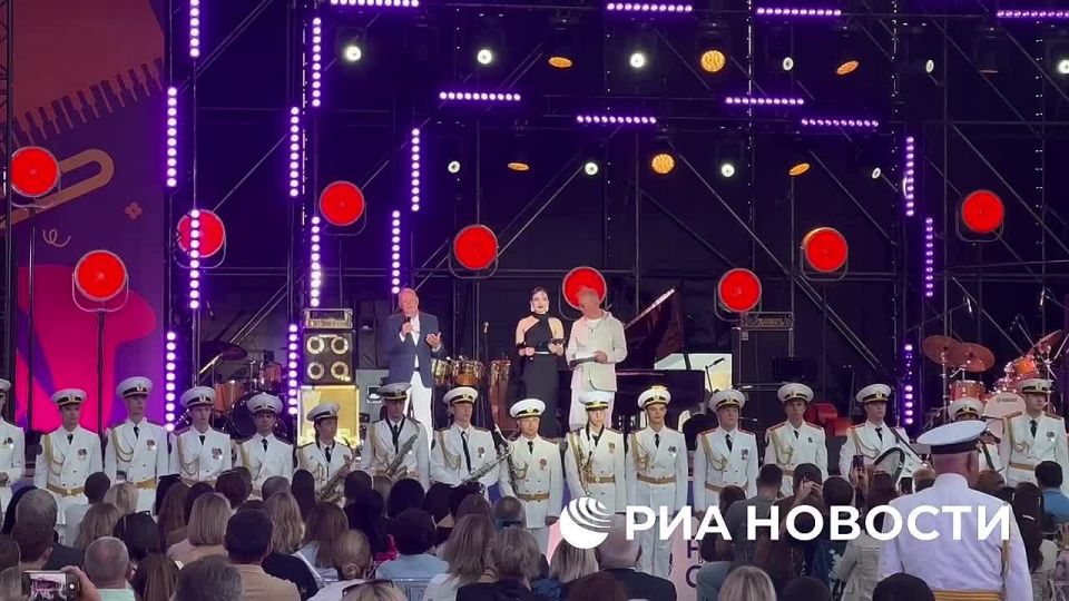 ������������� �������� ��������� "��������� - �������" �������� �� ������ ������� ����, ��������� ���������� �� ������, ���, ������, �����, ��������, ���� � �����, �������� ������������� ��� �������