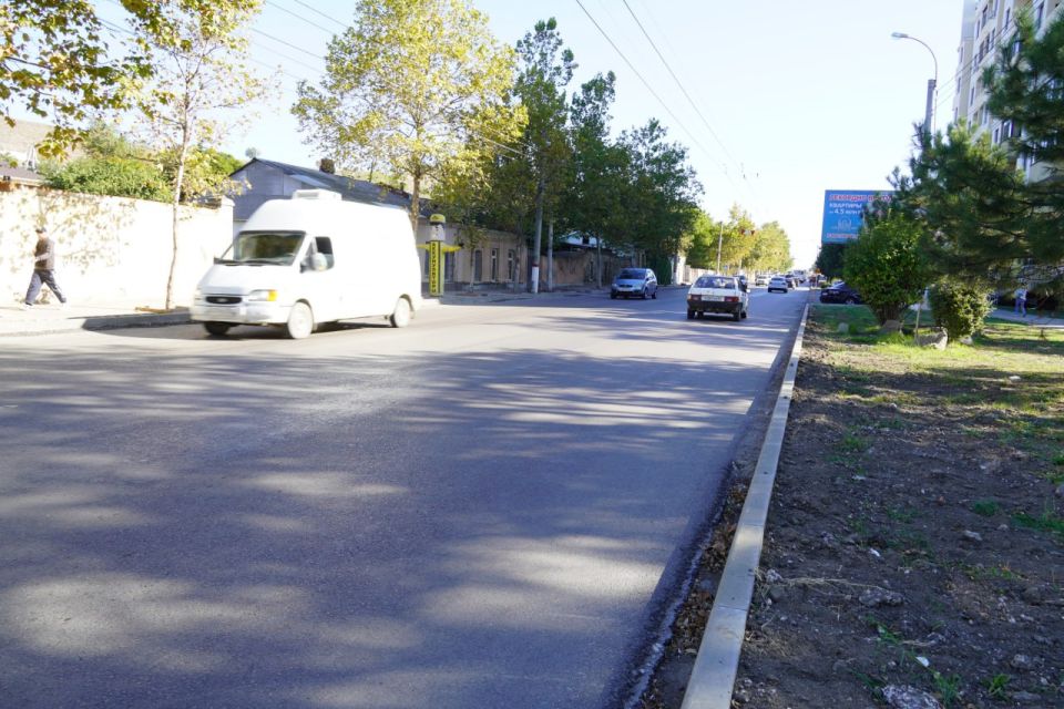 В рамках капитального ремонта дороги по улице Свердлова компанией «СТГ-Юг» запланировано оборудование водоотвода поверхностных вод В рамках капитального ремонта дороги по улице Свердлова компанией «СТГ-Юг» запланировано оборудование водоотвода поверхностных вод