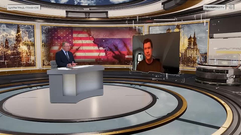 «Понимаете, каждый раз, когда что-то такое происходит, весь мир на нас смотрит и говорит, что в данный момент времени Россия может ответить, и это будет справедливо и правильно. Мы не отвечаем. Потому что мы считаем, что...