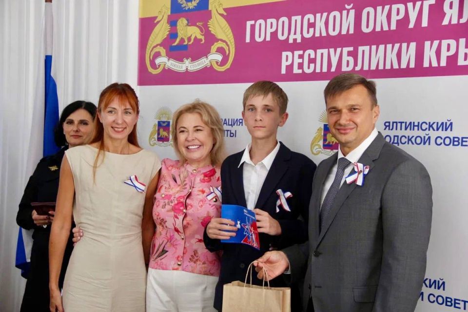 Константин Шимановский: День Государственного герба и флага Республики Крым! Константин Шимановский: День Государственного герба и флага Республики Крым!