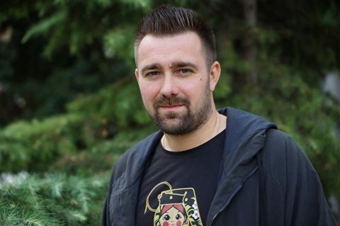 Платон Беседин: На вокзале в Джанкое купил беляши у женщины