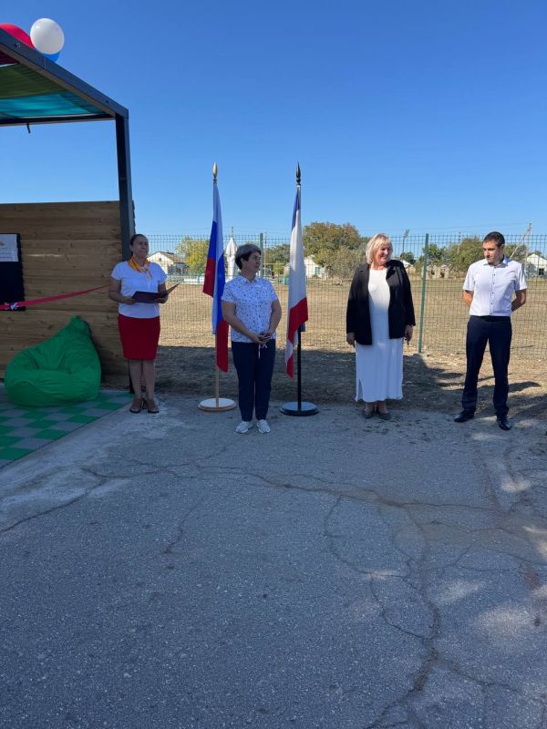 24 сентября 2025 года в МБОУ "Котовская школа - детский сад" прошла церемония открытия проекта школьного инициативного бюджетирования по созданию современной зоны отдыха на территории учреждения 24 сентября 2025 года в МБОУ "Котовская школа - детский сад" прошла церемония открытия проекта школьного инициативного бюджетирования по созданию современной зоны отдыха на территории учреждения