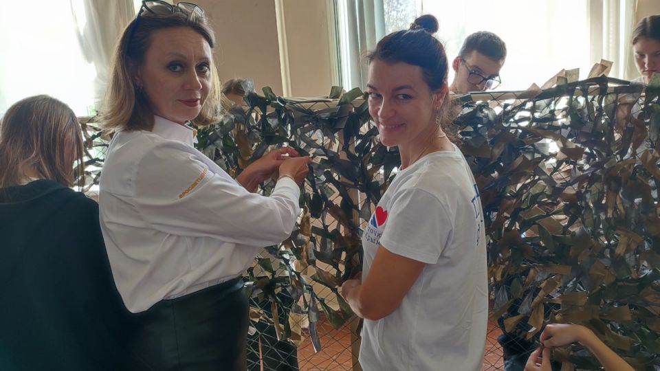 СВОих не бросаем! Мы вместе! СВОих не бросаем! Мы вместе!