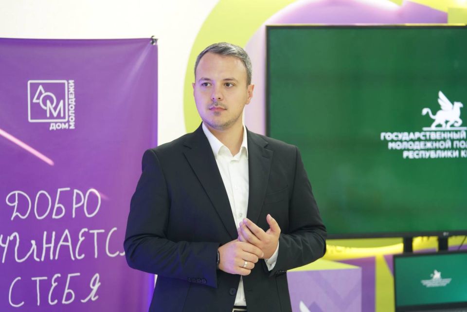 Алексей Зинченко: Был рад встретиться с нашими молодежными организациями и НКО Алексей Зинченко: Был рад встретиться с нашими молодежными организациями и НКО