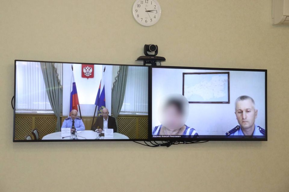 Прокурор Крыма Олег Камшилов совместно с руководителем филиала Государственного Фонда «Защитники Отечества» по Республики Крым провел личный прием граждан Прокурор Крыма Олег Камшилов совместно с руководителем филиала Государственного Фонда «Защитники Отечества» по Республики Крым провел личный прием граждан