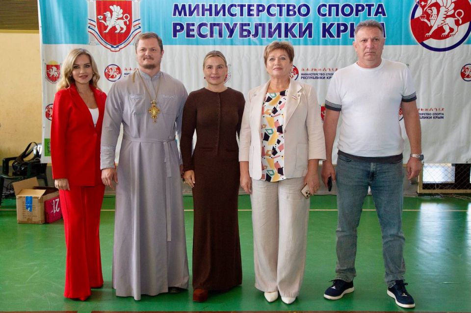 Турнир по настольному теннису в честь Дня флага и герба Крыма Турнир по настольному теннису в честь Дня флага и герба Крыма