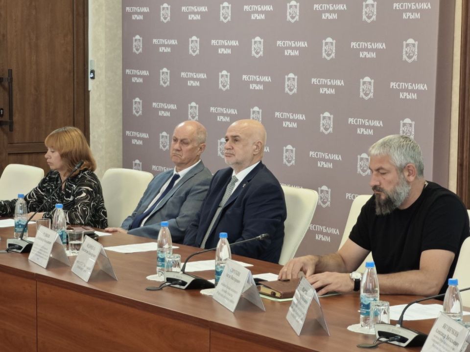 Михаил Назаров: На заседании Общественного совета по вопросам нравственного и патриотического воспитания и подготовки граждан при Главе Республики Крым обсудили духовно-нравственное и патриотическое воспитание, допризывную... Михаил Назаров: На заседании Общественного совета по вопросам нравственного и патриотического воспитания и подготовки граждан при Главе Республики Крым обсудили духовно-нравственное и патриотическое воспитание, допризывную...