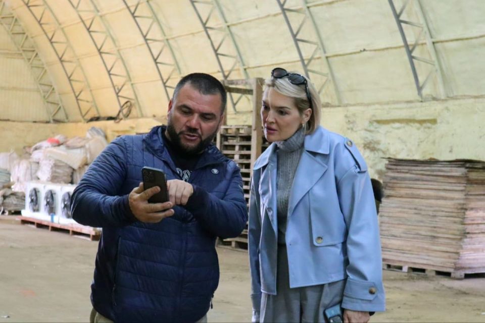 Инна Федоренко: Сегодня посетила одно из крупнейших хозяйств нашего района — К(Ф)Х Керима Челебиева Инна Федоренко: Сегодня посетила одно из крупнейших хозяйств нашего района — К(Ф)Х Керима Челебиева
