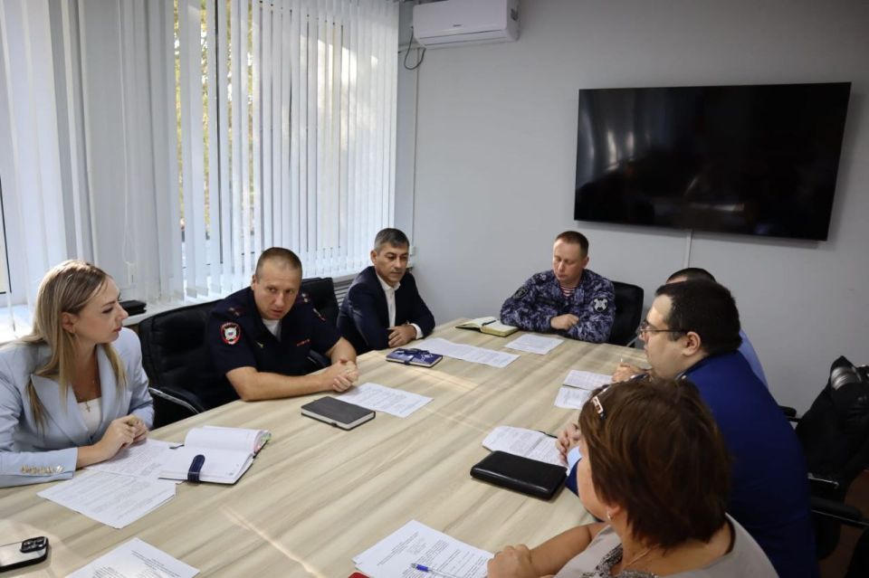 Инна Федоренко: Сегодня провела важное заседание комиссии по профилактике правонарушений в Джанкойском районе! Инна Федоренко: Сегодня провела важное заседание комиссии по профилактике правонарушений в Джанкойском районе!
