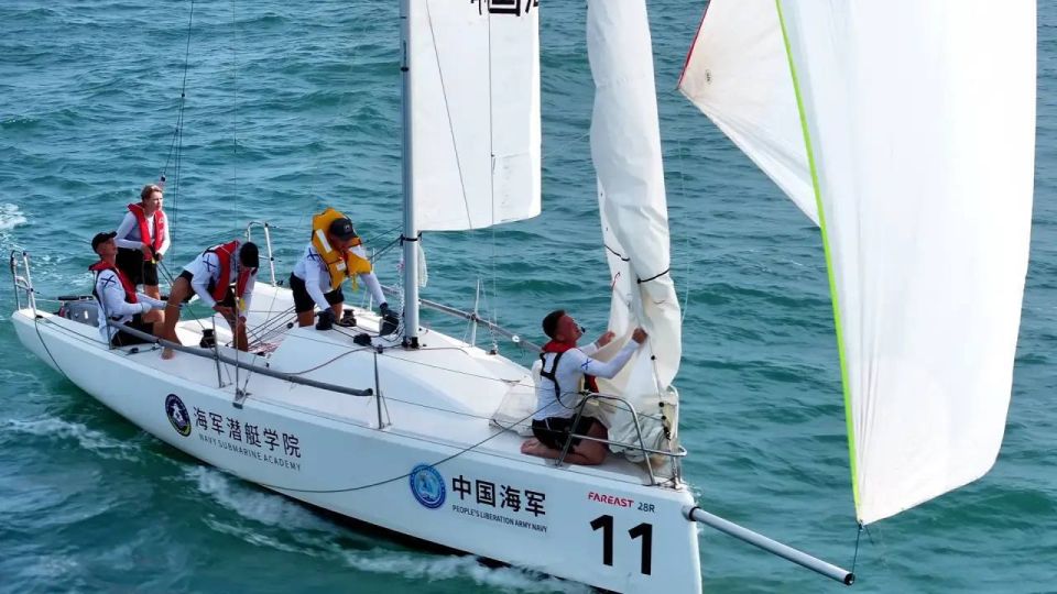  :  19  26            -      Fareast 28R!