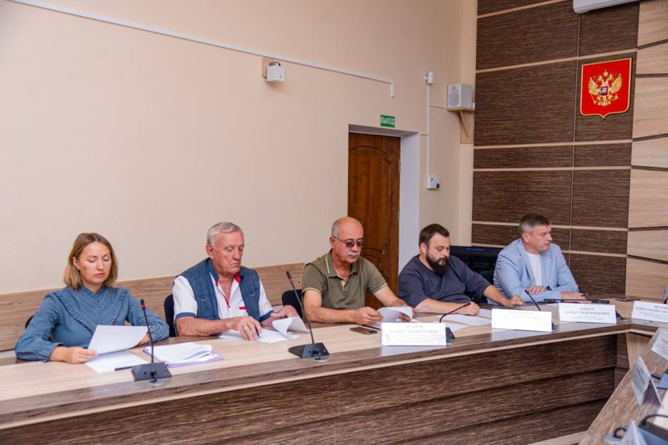 Александр Юрьев: Принял участие в заседании Общественного совета нашего города Александр Юрьев: Принял участие в заседании Общественного совета нашего города