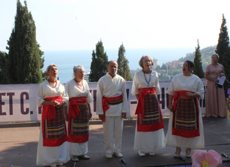 В Алуште прошел Фестиваль «Осень. Музыка. Музей» В Алуште прошел Фестиваль «Осень. Музыка. Музей»