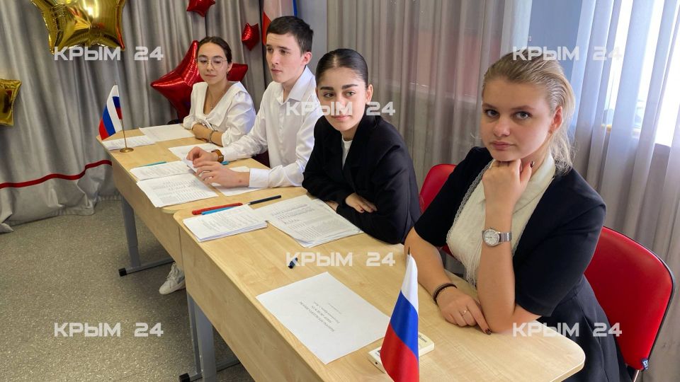 Президентов ялтинских общеобразовательных учреждений определят в течение недели Президентов ялтинских общеобразовательных учреждений определят в течение недели