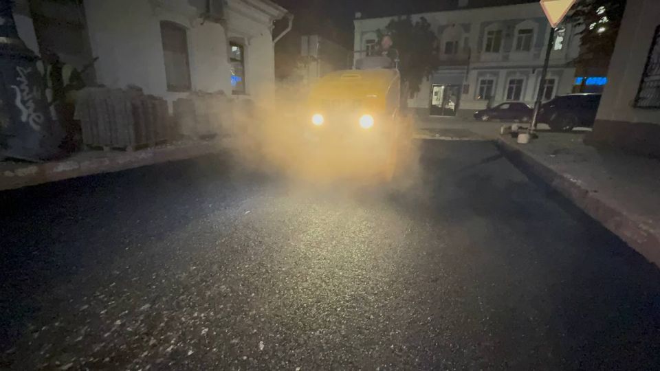 На улице Циолковского продолжается ремонт дорожного полотна На улице Циолковского продолжается ремонт дорожного полотна