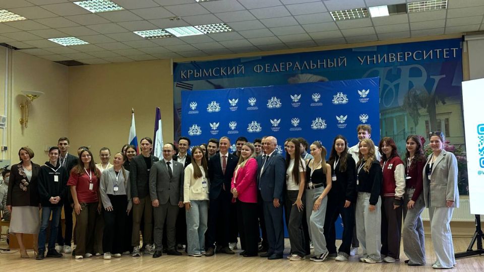 На площадке Крымского федерального университета имени Вернадского стартовала «Медиаэстафета «17 ценностей России» На площадке Крымского федерального университета имени Вернадского стартовала «Медиаэстафета «17 ценностей России»