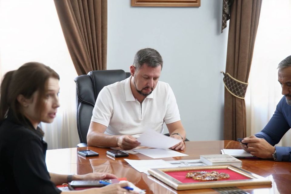 Дмитрий Скобликов: Провёл личный приём граждан вместе со своими заместителями Дмитрий Скобликов: Провёл личный приём граждан вместе со своими заместителями
