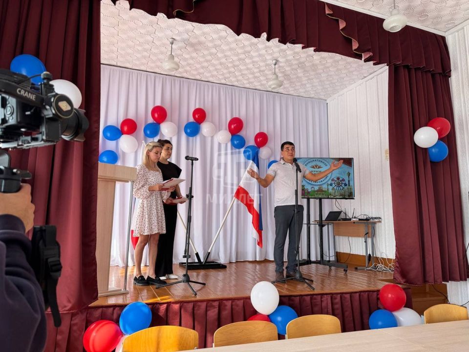 В Нивовской школе Раздольненского района открылся обновлённый актовый зал