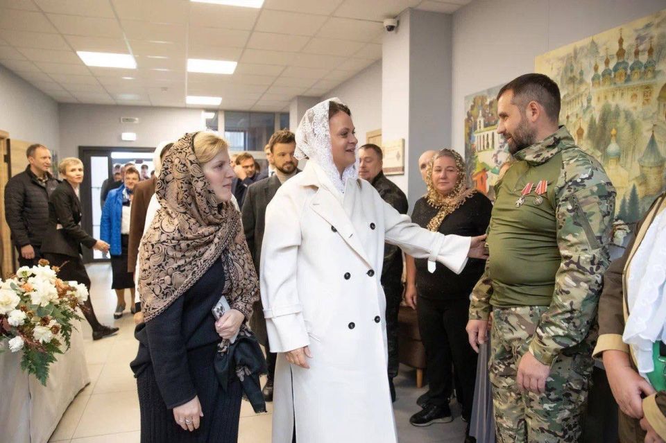 Анна Цивилева: Во время рабочей поездки в Псковскую область приняла участие в торжественной церемонии открытия Паломнического центра для ветеранов специальной военной операции и членов их семей в Печорах Анна Цивилева: Во время рабочей поездки в Псковскую область приняла участие в торжественной церемонии открытия Паломнического центра для ветеранов специальной военной операции и членов их семей в Печорах