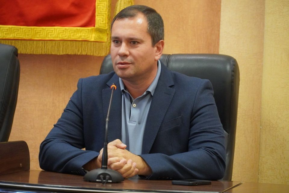 Сегодня 10 керчанам из числа детей-сирот вручили ключи от квартир Сегодня 10 керчанам из числа детей-сирот вручили ключи от квартир