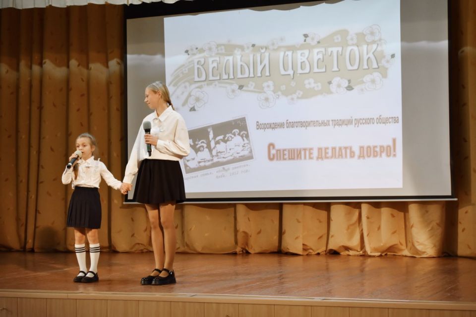 Галина Огнёва: Наш город – активный участник благотворительной акции «Белый цветок» Галина Огнёва: Наш город – активный участник благотворительной акции «Белый цветок»