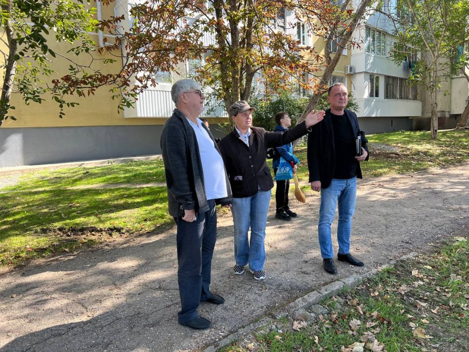 Игорь Ивин: Продолжаем практику выездов на места, чтобы оперативно решать вопросы, поднятые жителями Игорь Ивин: Продолжаем практику выездов на места, чтобы оперативно решать вопросы, поднятые жителями