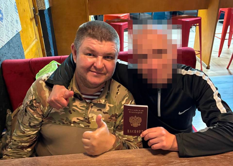 СВОИХ НЕ БРОСАЕМ! Крымские земляки помогли бойцу СВО из Чувашии восстановить документы и получить выплаты СВОИХ НЕ БРОСАЕМ! Крымские земляки помогли бойцу СВО из Чувашии восстановить документы и получить выплаты