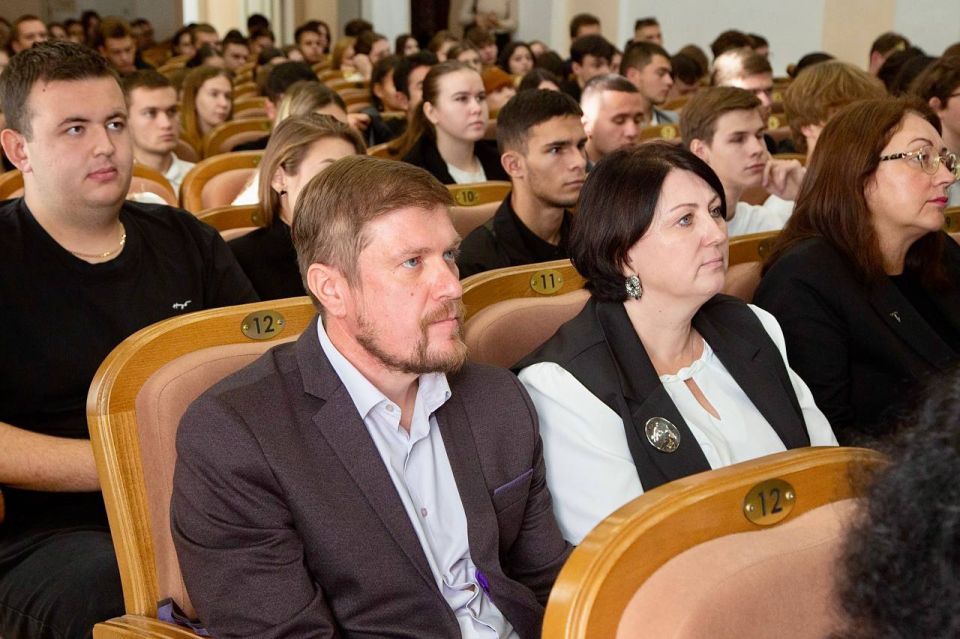Крым делится опытом интеграции новых регионов России Крым делится опытом интеграции новых регионов России